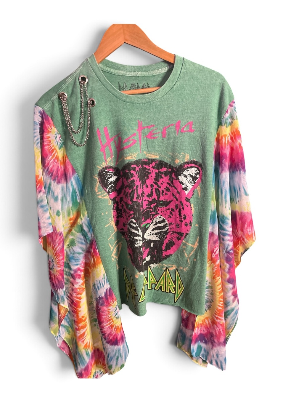 DEF LEPPARD  UPCYCLE  Tie-Dye Sleeve Graphic Tee - Green / Pink free size Ptp 20